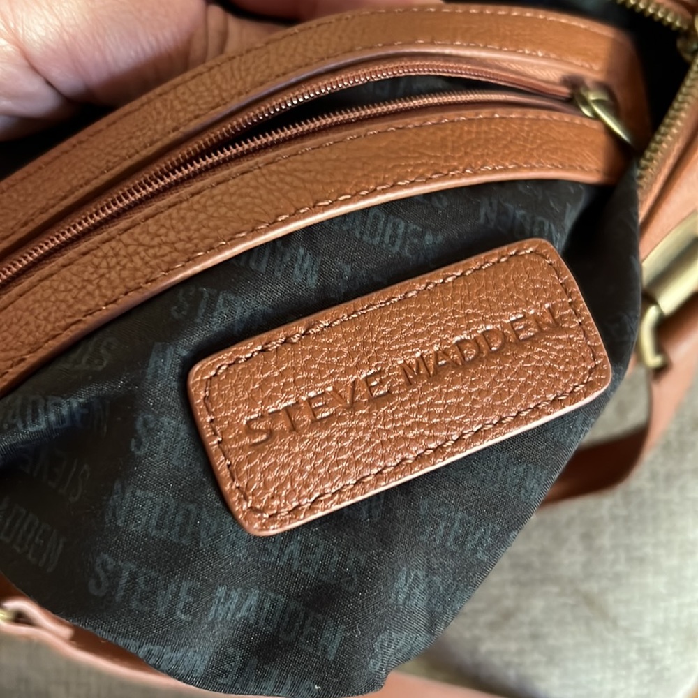 Purse - Picture 2 of 3